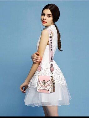 Couple Kapok Pink and White Quilted Crossbody Bag